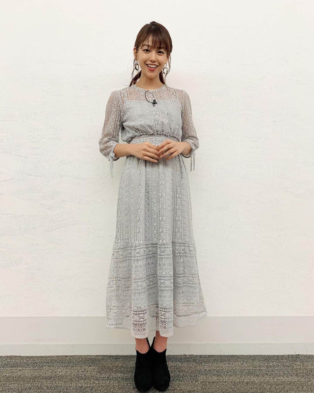 岡副麻希さんのインスタグラム写真 - (岡副麻希Instagram)「🍓 今夜【#Qさま！！#戦国武将 SP】﻿ #テレビ朝日 系列（20時半〜）﻿ ﻿ 旬なインテリ軍団vsベテランインテリ軍団﻿ #明智！#秀吉！#信長！﻿ 今知っておきたい戦国武将スペシャル﻿ ﻿ 参戦させていただきました🎓🧐﻿ ﻿ 戦国武将、ロマンがあってだいすき😆⚔️🖤﻿ もっと好きになった時間となりました❣️﻿ ﻿ チーム戦ということで、足を引っ張らないように﻿ と意気込んで臨みました🥺✊🏽﻿ #ありがとうございました！！！﻿ ﻿ みなさんもテレビの前で、﻿ ぜひぜひ一緒に考えてみてくださいね🥰﻿🎓 ﻿ 👗#willsellection」1月20日 15時48分 - maki_okazoe_official