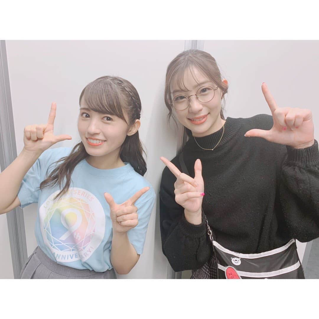 足立梨花さんのインスタグラム写真 - (足立梨花Instagram)「りきゃこーーー😚❤️﻿ ﻿ まさかの同級生。﻿ そんなりきゃこがラブライブに。。。﻿ アニメのエンドロールで驚いたなぁ〜﻿ ﻿ Aqoursの力強いパフォーマンス﻿ ユニットのときのりきゃこも好きだったな﻿ ﻿ 私が持ってたペンラは梨子ちゃんの色なくてちゃんと振れなかったのが悔しい😭﻿ ﻿  #lovelive #ラブライブフェス #μsicforever #ラブライブ #ラブライブサンシャイン #サンシャイン #Aqours #逢田梨香子 #りきゃこ #桜内梨子」1月20日 16時09分 - adacchee