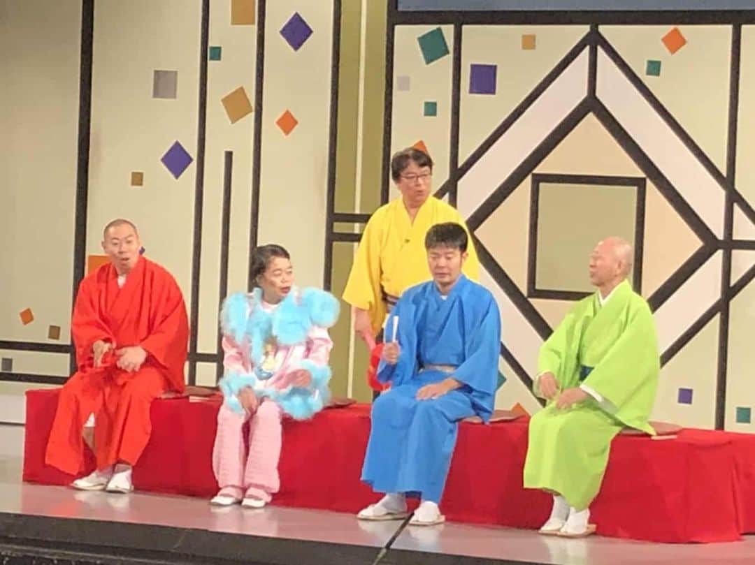 松本康太さんのインスタグラム写真 - (松本康太Instagram)「今日はよしもと祇園花月で『今くるよ大喜利スペシャル』で出演させてもらいました♪明日(月)は漫才出番で祇園花月に出てます♪  来月の『今くるよ大喜利スペシャル』は2月9日(日)に祇園花月であります。ぜひ「生どやさ」を観に来てください(^-^)♪ #京都 #祇園 #よしもと祇園花月 #今くるよ #師匠 #今くるよ師匠 #今くるよ大喜利スペシャル #あいうえお作文 #どやさ」1月20日 16時30分 - aruarutankentai.matsumoto