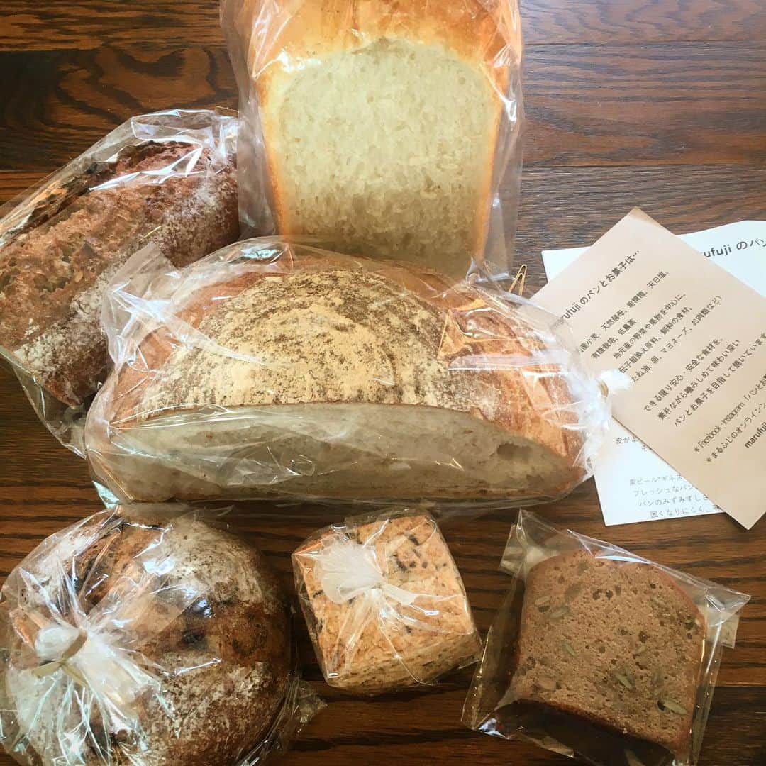丸山智己さんのインスタグラム写真 - (丸山智己Instagram)「美味しいパンがある幸せ。。。」1月20日 16時51分 - tomomi.maruyama0327