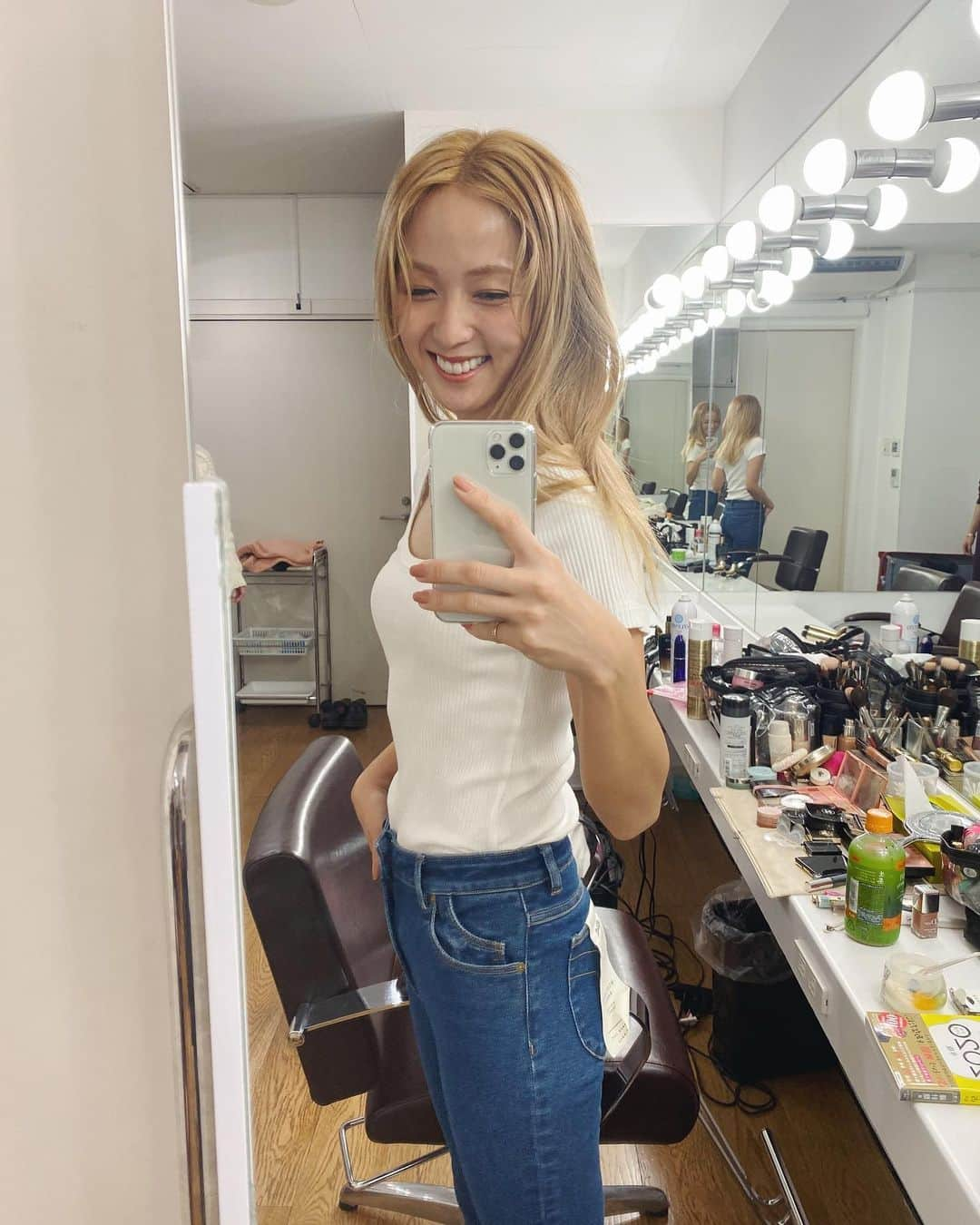 Ami さんのインスタグラム写真 - (Ami Instagram)「私にしてはめずらしい👖」1月20日 17時03分 - ami_dream05