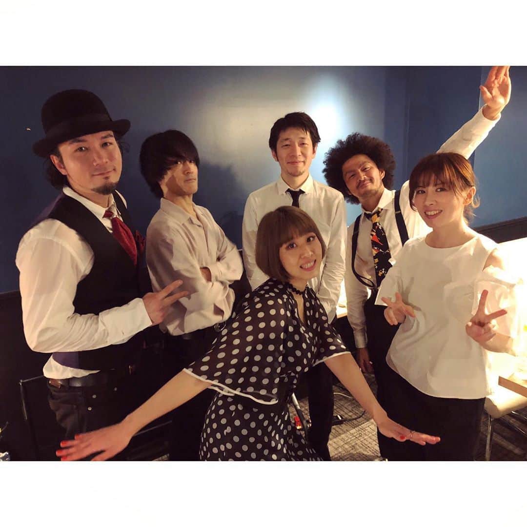 奥村愛子のインスタグラム：「* 2020.1.19 15th Anniversary FlNAL 《ジュマペール》 ありがとうございました✧ :+:-・:+:-・:+:-・:+:-・:+:-・:+: うしろL☞R Per&Cho #豊田稔 / Sax&Fl #渡邊勇人  Gt #笠間洋平 /Ba #田名網大介  Key&Cho #土屋佳代 . :+:-・:+:-・:+:-・:+:-・:+:-・:+: . #奥村愛子 #ジュマペール」