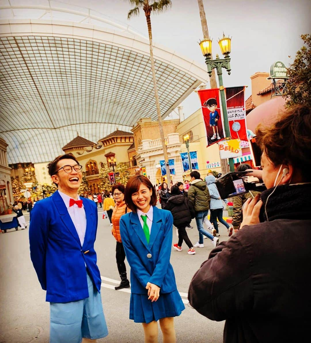 大抜卓人さんのインスタグラム写真 - (大抜卓人Instagram)「午後からUNIVERSAL STUDIOS JAPAN🤘 明日からスタート UNIVERSAL COOL JAPAN ロケ取材😆 コナン好きにはたまらない😃 史上最多の4つのアトラクションで 謎解き・ライドと楽しめる😊 特に今回は4月公開の布石となる ストーリーも散りばめられ😃 赤井さんがキーワード😆 謎解きで頭をフル回転させ ハリウッドドリームザライドで ドライブスピード体験を😆 コナン愛に溢れた 読売テレビ澤口アナとタッグを組んで😃 喉が枯れるほど楽しみました🤘 皆様も是非😊 #ytv #キューン  #澤口実歩 アナ」1月20日 17時28分 - takutoonuki