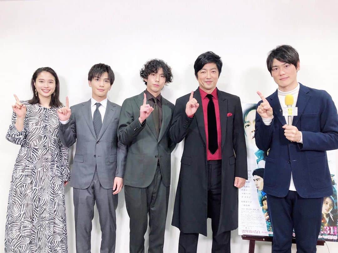 のインスタグラム：「1月31日公開の映画「AI崩壊」出演者の大沢たかおさん、賀来賢人さん、岩田剛典さん、広瀬アリスさんに「シューイチ」でインタビュー🎤  #AI崩壊　 #大沢たかお　さん #賀来賢人　さん #岩田剛典　さん #広瀬アリス　さん #シューイチ」