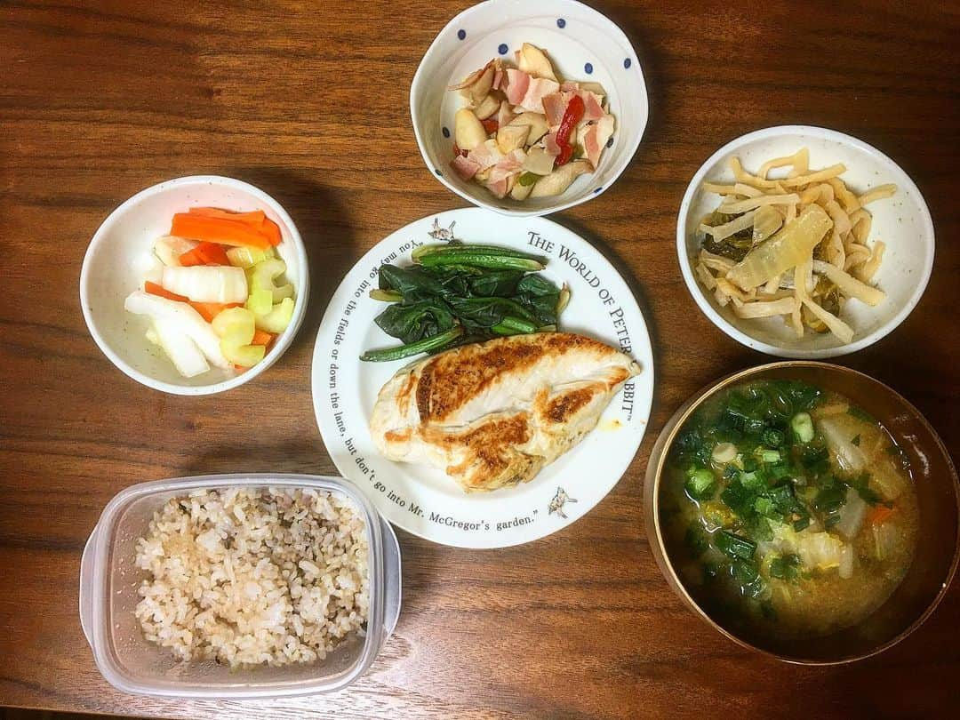 藤井快さんのインスタグラム写真 - (藤井快Instagram)「Dinner 🍽  小鉢は嫁と半分こ。 •  #自分なりの減量食 #おいしい酢がおいしい #低脂肪」1月20日 19時16分 - fujii_kokoro