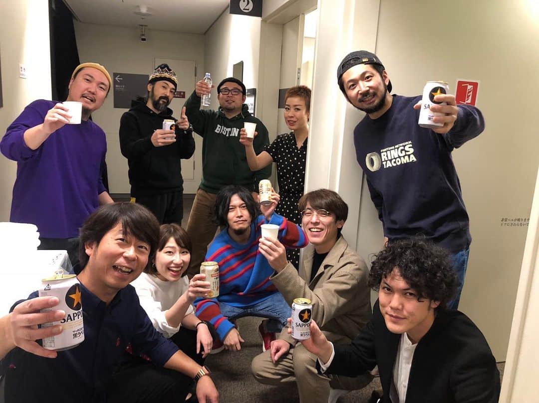 関取花のインスタグラム：「18日は関内ホールで真心ブラザーズ の桜井さんpresents『Welcome back, KANAGAWAN！2020』でした☺️🎸 桜井さん、菅原卓郎さん、(9mm Parabellum Bullet)、SPECIAL OTHERS ACOUSTICのみなさんとご一緒に。 演奏は勿論、MCが揃いも揃って地元話だったあるあるだったりで最初から最後まであったかくて最高に楽しかったな〜！観てくださったみなさん、誘ってくださった桜井さん、本当にありがとうございました😊」