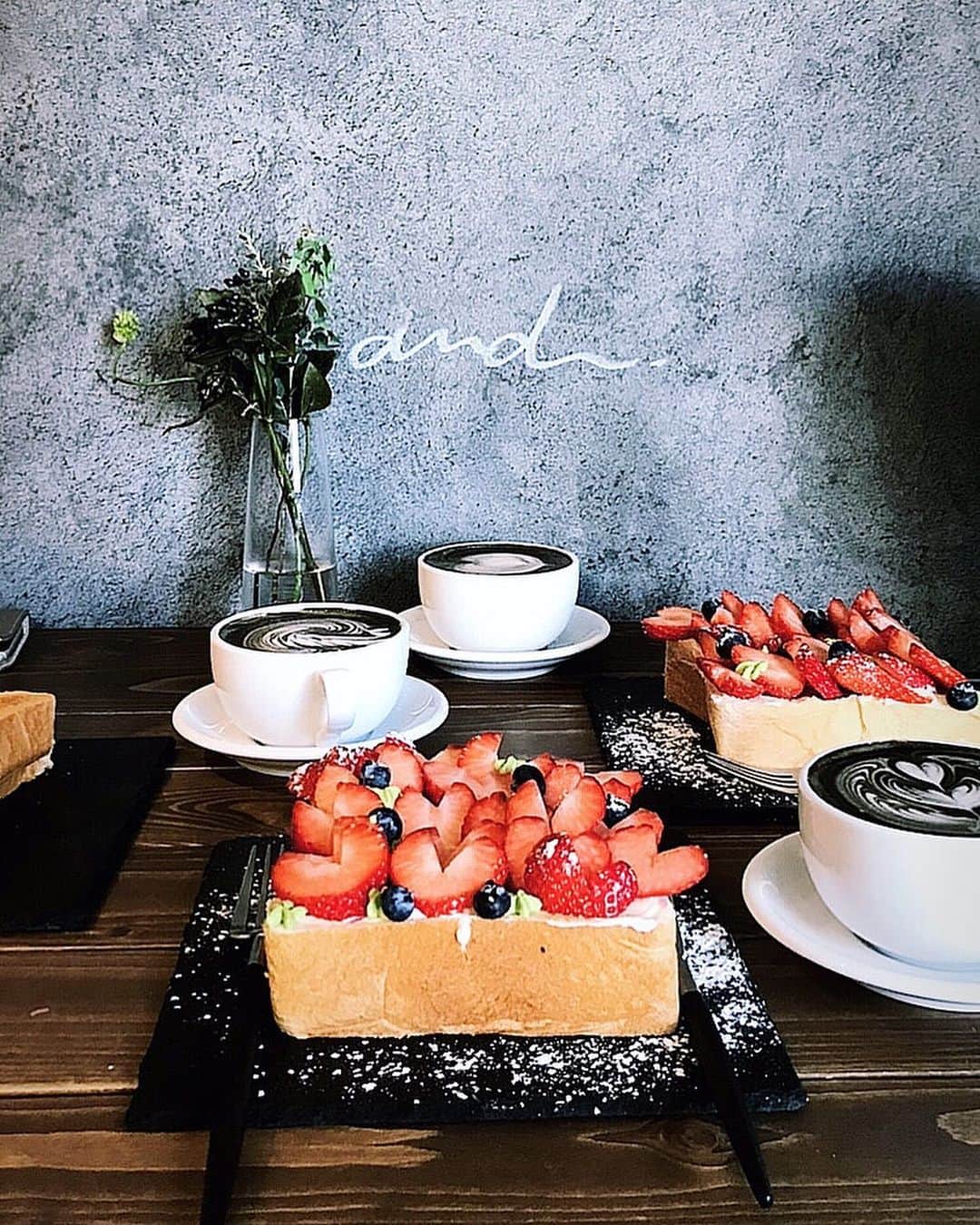 asu_chinのグルメインスタ