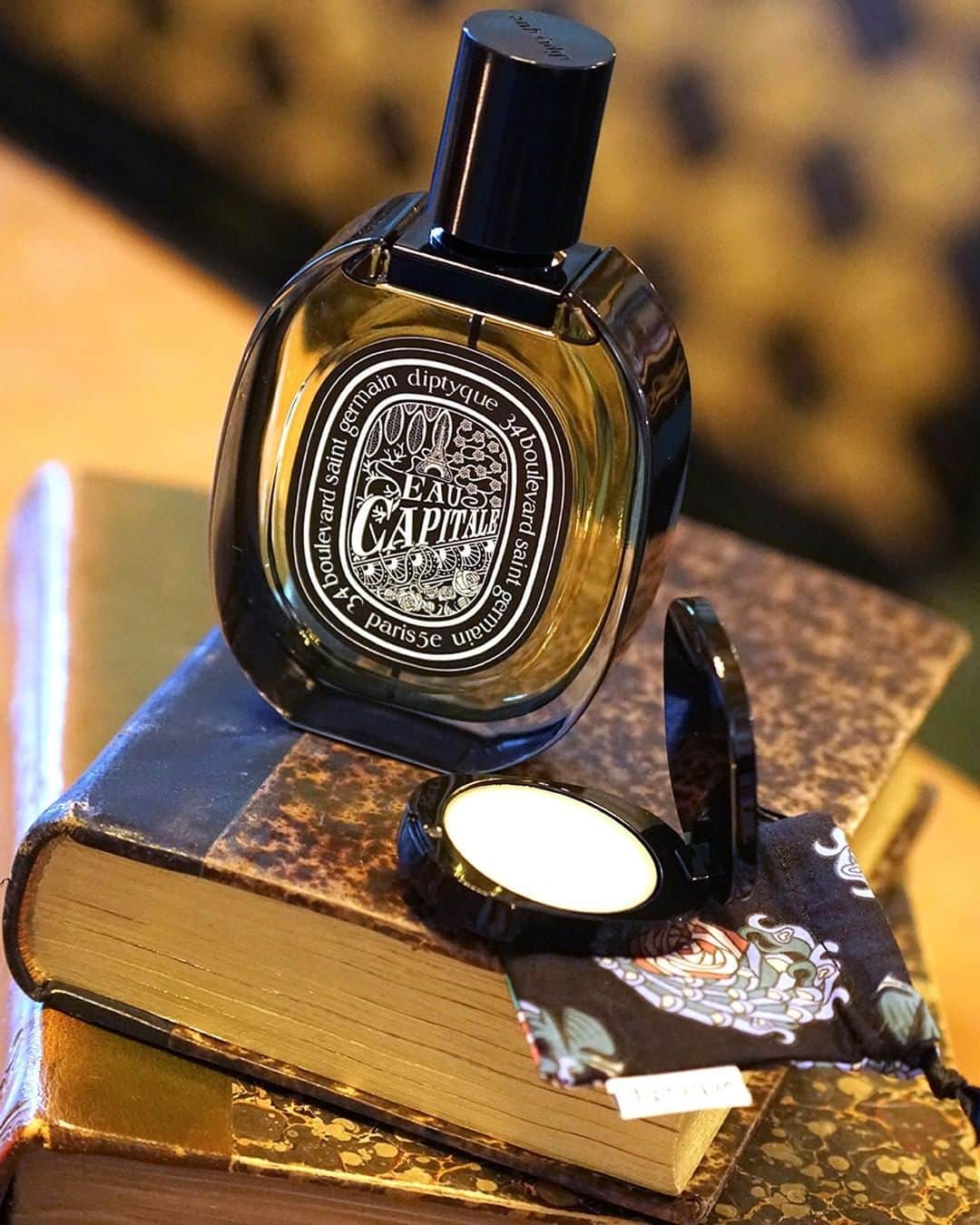 のインスタグラム：「Bring the spirit of Paris with you wherever you go with the solid Eau Capitale perfume... #diptyque #solidperfume #paris #fragrance」