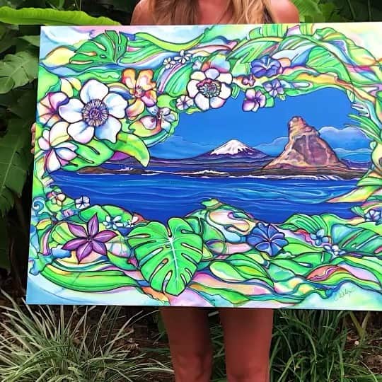 BELLMARE_styleのインスタグラム：「湘南ベルマーレ×Colleen Wilcox コラボ企画👏🌺 オリジナルアート完成しました👏👏こちらのアートを使用したオリジナルグッズの販売やスタジアムのフォトスポットもお楽しみに👍 #bellmare #colleenwilcox」