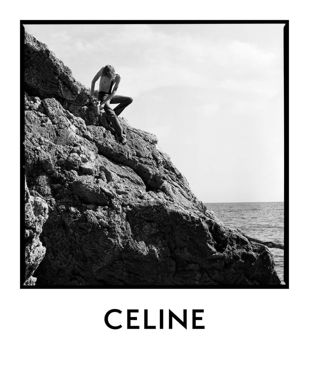 Celineさんのインスタグラム写真 - (CelineInstagram)「CELINE MEN SUMMER 20 MARTIN PHOTOGRAPHED ON THE FRENCH RIVIERA BY @HEDISLIMANE IN JULY 2019 ⠀⠀⠀⠀⠀⠀⠀⠀ COLLECTION AVAILABLE NOW IN STORE AND CELINE.COM ⠀⠀⠀⠀⠀ #CELINEBYHEDISLIMANE」1月20日 20時48分 - celine
