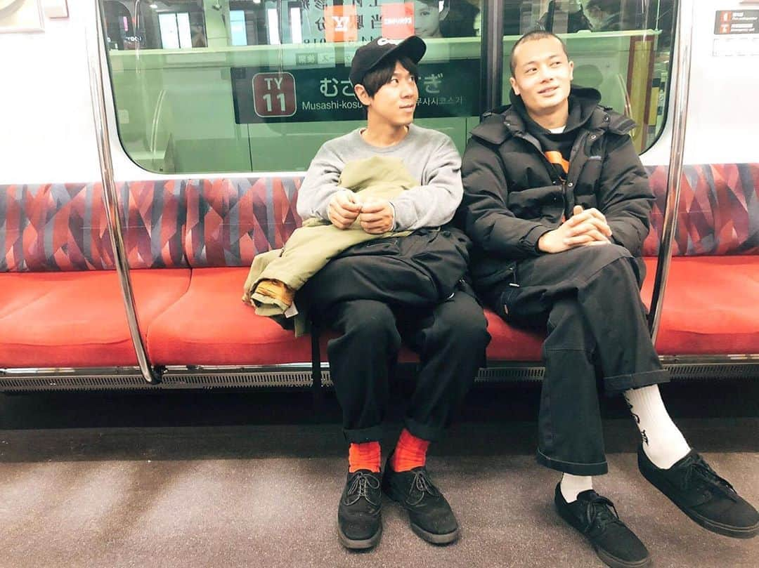 コカドケンタロウさんのインスタグラム写真 - (コカドケンタロウInstagram)「バッドナイス常田と営業。 「電車の窓からダンス教室が見えたらもうShall we ダンスですわ」 って常田が言ってる。 、、、どういう事？」1月20日 21時09分 - kokado_kentaro