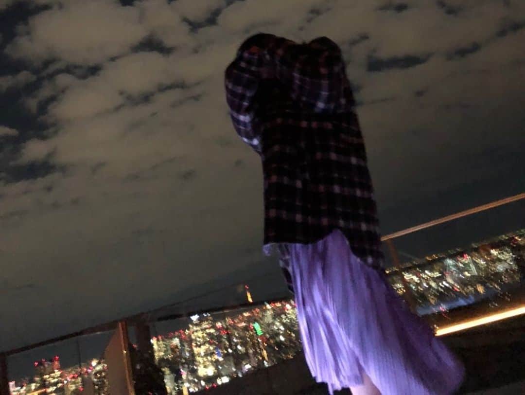 沢口愛華さんのインスタグラム写真 - (沢口愛華Instagram)「まだまだ夜景は似合わないなあ。」1月20日 21時40分 - sawaguchi_aika_official