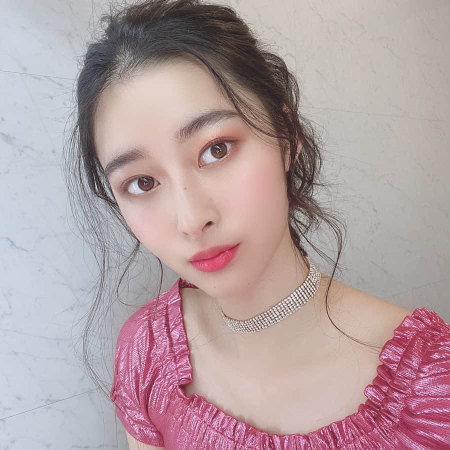 西山なずなのインスタグラム：「. #エンジェルハート #angelheart  #コスメ #香水 #makeup #西山なずな」