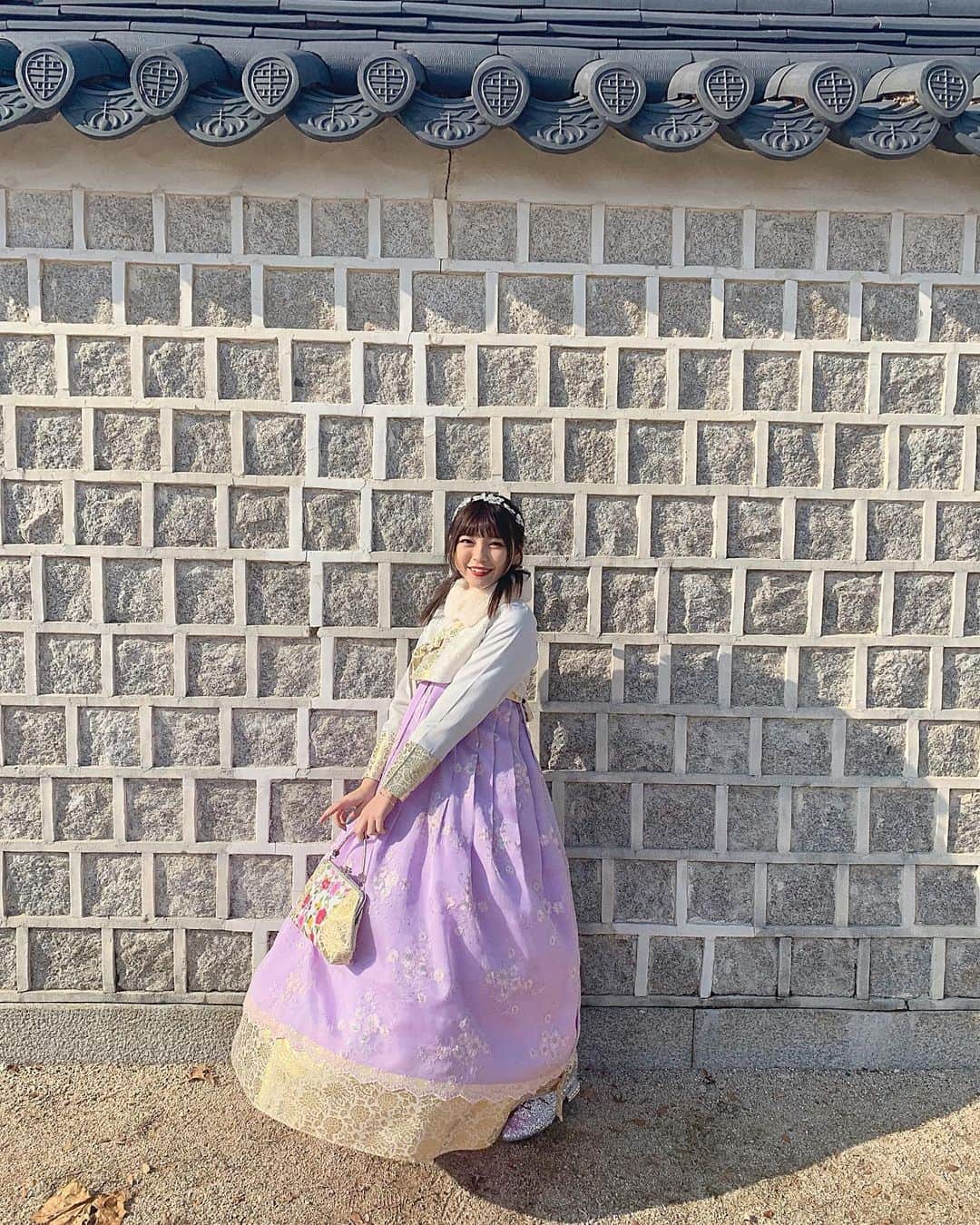 廣川奈々聖さんのインスタグラム写真 - (廣川奈々聖Instagram)「．﻿ ﻿ ﻿ 韓国で念願のチマチョゴリ着たの！（ ; ; ）💞﻿ ﻿ 寒すぎてどうにかなりそうだった、、笑﻿ ﻿ ﻿ たくさん写真撮ったのでお付き合いください😴♡﻿ ﻿ ﻿ ﻿ ﻿ #韓国旅行#景福宮#韓服#韓国観光#チマチョゴリ#旅pic#koreanstyle」1月20日 22時28分 - nanaseven7_u_u