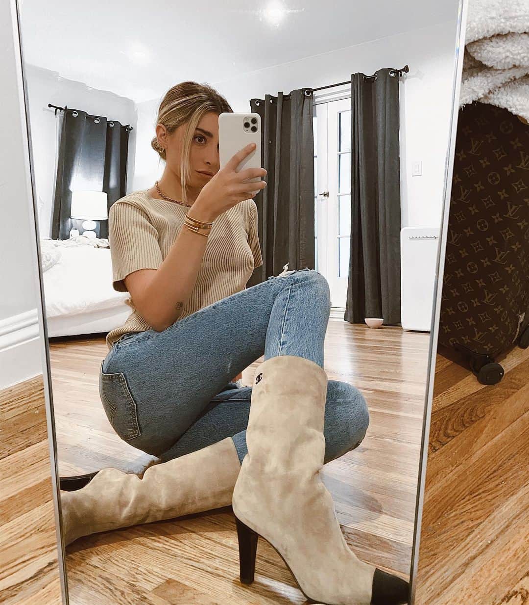 Lauren Elizabethのインスタグラム：「Back to business 👊🏼」