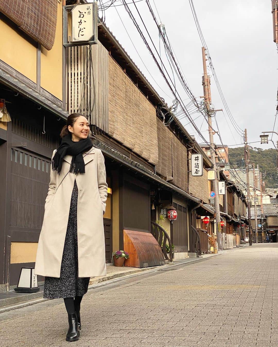 橋本まゆのインスタグラム：「週末は帰省し京都へ🚃﻿ 行きたかった観光スポットは何故か電車を間違え昼に行き夕方には帰りました😂﻿ なので祇園で食べた美味しい抹茶デザートを載せたいと思います♡﻿ ﻿ #京都#祇園#花見小路﻿」