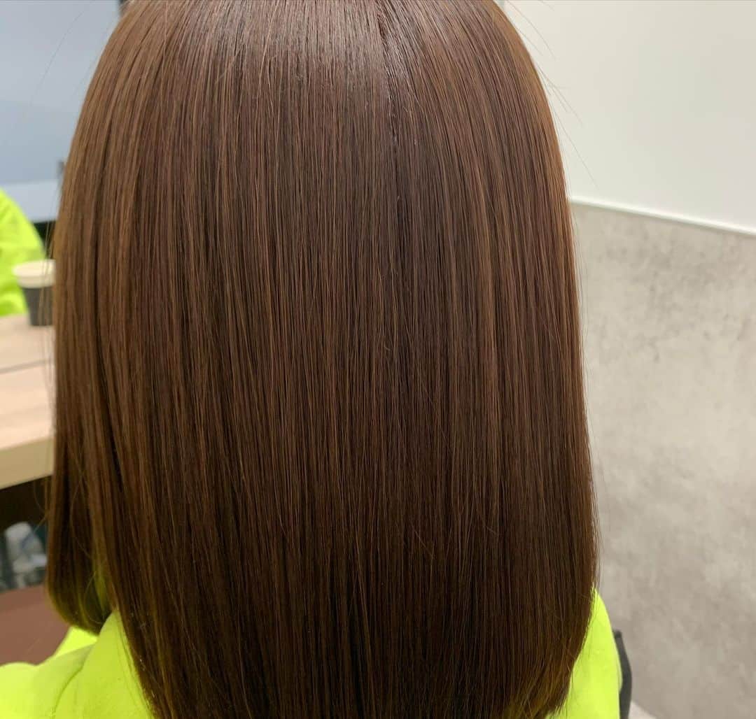 大槻ひびきさんのインスタグラム写真 - (大槻ひびきInstagram)「ヒロに髪色整えてもらったよ⭐️ カラーとトリートメント😊 少しピンク入れてもらた！ ありがとうー🥰 #japan #hair #haircolor  #hairsalon  #hairtreatment  #hairstylist  #原宿」1月21日 1時24分 - yanhibi0221