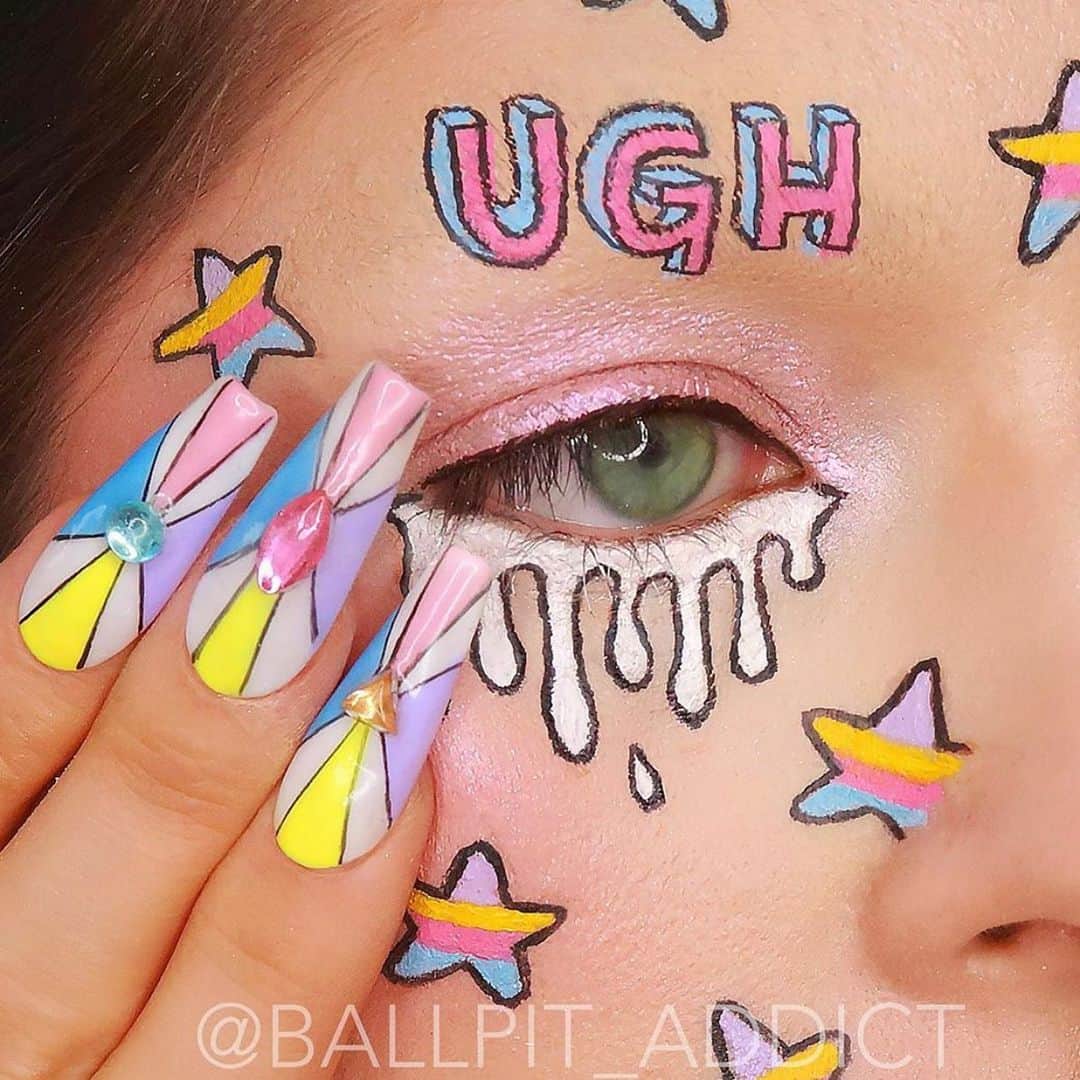 Jeffree Star Cosmeticsさんのインスタグラム写真 - (Jeffree Star CosmeticsInstagram)「The Monday Blues🍭 @ballpit_addict created this fun look with the help of our #BeautyKiller palette 🙌🏼💖 #jeffreestarcosmetics」1月21日 1時17分 - jeffreestarcosmetics