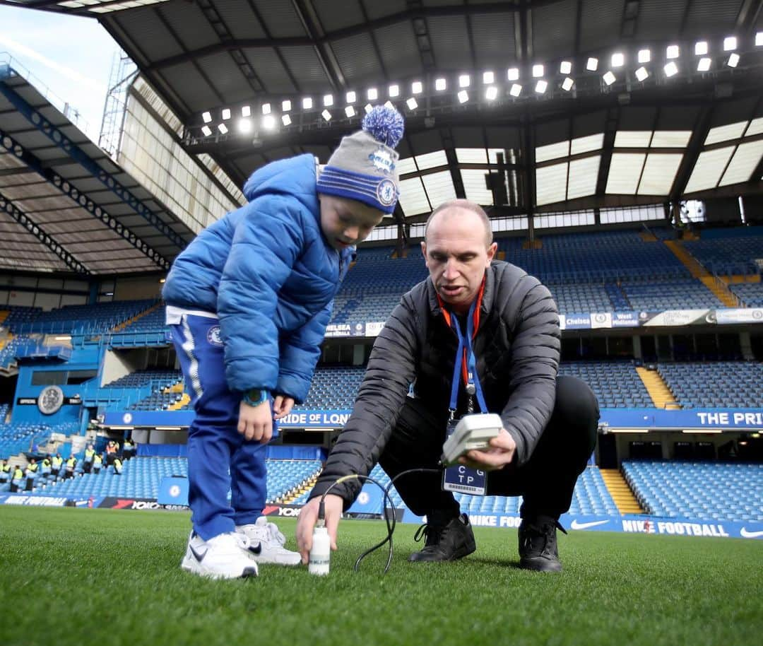 チェルシーFCさんのインスタグラム写真 - (チェルシーFCInstagram)「Junior Blues matchday takeover! 🦁🙌 Watch the video on the Junior Blues website. #CFC #Chelsea」1月21日 1時30分 - chelseafc