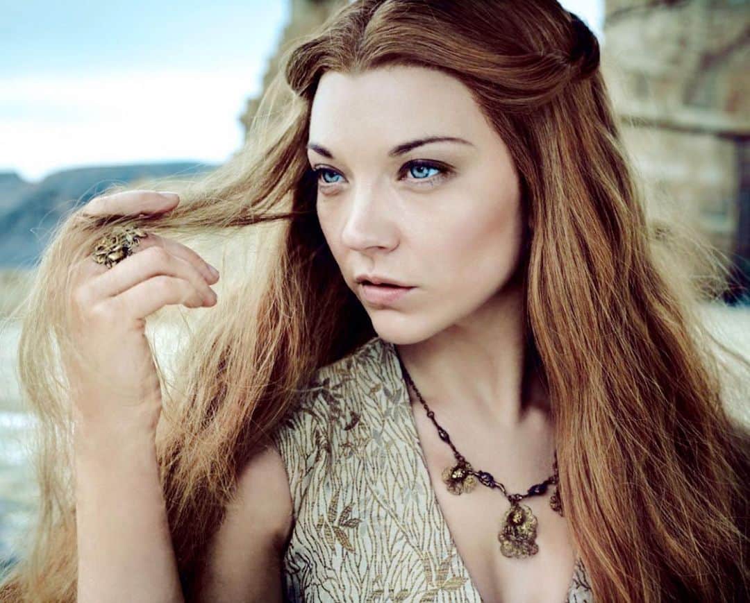 ナタリー・ドーマー（ファンアカウント）のインスタグラム：「#NatalieDormer Who else still misses Margaery?」