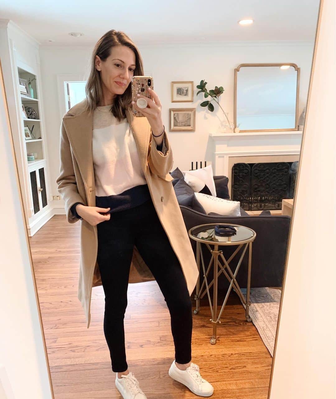 Anna Jane Wisniewskiさんのインスタグラム写真 - (Anna Jane WisniewskiInstagram)「If you missed my stories yesterday, I highlighted a few @hm items (the whole site is on sale) - which look is your favorite?  And check out the blog for a few sales happening today!  http://liketk.it/2Jjk3 #liketkit @liketoknow.it #hmxme」1月21日 3時26分 - seeannajane