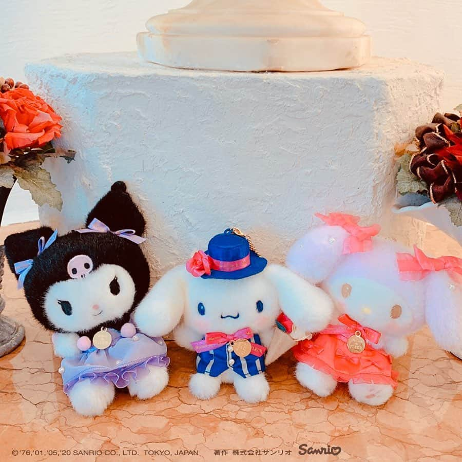 maisondefleur_pressさんのインスタグラム写真 - (maisondefleur_pressInstagram)「. 『Maison de FLEUR×Sanrio characters』 . 幅広い女性ファンから支持を得ている サンリオの人気キャラクター 「マイメロディ」「シナモロール」「クロミ」の コラボレーションがついに実現♬ . Maison de FLEURでしか手に入らない 限定カラーのマスコットチャームが 1/30(thu)より全国ショップで販売開始🙌✨ . 公式通販ストライプクラブでも 同日1/30(thu)10時より販売開始！ . ※お1人様各アイテム2点迄の販売とさせて頂きます。 ※お取り置きならびにお取り寄せは出来かねます。 ※数量限定です。 . <商品詳細> ♦Maison de FLEUR×Sanrio characters 「マイメロディ」「シナモロール」「クロミ」 ￥2,500+tax . . さらに🎉 . 同日1/30(thu)より全国サンリオショップでも販売開始♪ . Maison de FLEUR人気アイテムのリボントートやポーチ、タオルやマスコットチャームの コラボレーションアイテムも登場致します！ . どちらもお見逃しなく！！ . ※全国のMaison de FLEURショップで販売されるマスコットチャームと、全国のサンリオショップで販売されるマスコットチャームのカラーは異なりますのでご注意下さい ※数量限定です。 . 詳しくはサンリオ公式サイト内グッズページにて▼ https://www.sanrio.co.jp/goodsinfo/mx-maison-de-fleur-202001/ ※ストーリーにも同じリンクを載せているので、ぜひチェックして下さいね♪ . . #maisondefleur #メゾンドフルール #サンリオ #Sanrio#sanriocharacters#totebag #bag #gift #present #ポーチ #コラボ #マイメロディ#シナモロール#クロミ #Mymelody#Cinnamoroll#Kuromi#限定アイテム #コラボ商品 #トートバッグ #バッグ #入荷 #新作 #限定 #ギフト #プレゼント#オリジナルカラー #限定カラー #collaboration #コラボレーション .」1月21日 10時01分 - maisondefleur_press