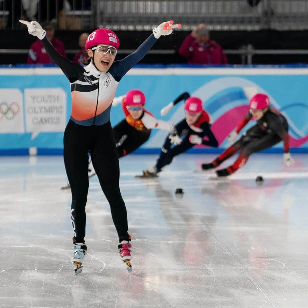 オリンピックチャンネルさんのインスタグラム写真 - (オリンピックチャンネルInstagram)「#BlueMonday? No chance! ⁠ ⁠ What a day of action at #Lausanne2020 😍⁠ ⁠ ⁠ @josiebaff @lukasnydegger @kiernanfagan @dustyhenricksen @fissnowboard @ibsfsliding ⁠ @fisfreestyle @isuspeedskating @usfreeskiteam @TeamDeutschland @AUSOlympicTeam @youtholympics @lausanne2020」1月21日 6時34分 - olympicchannel_x