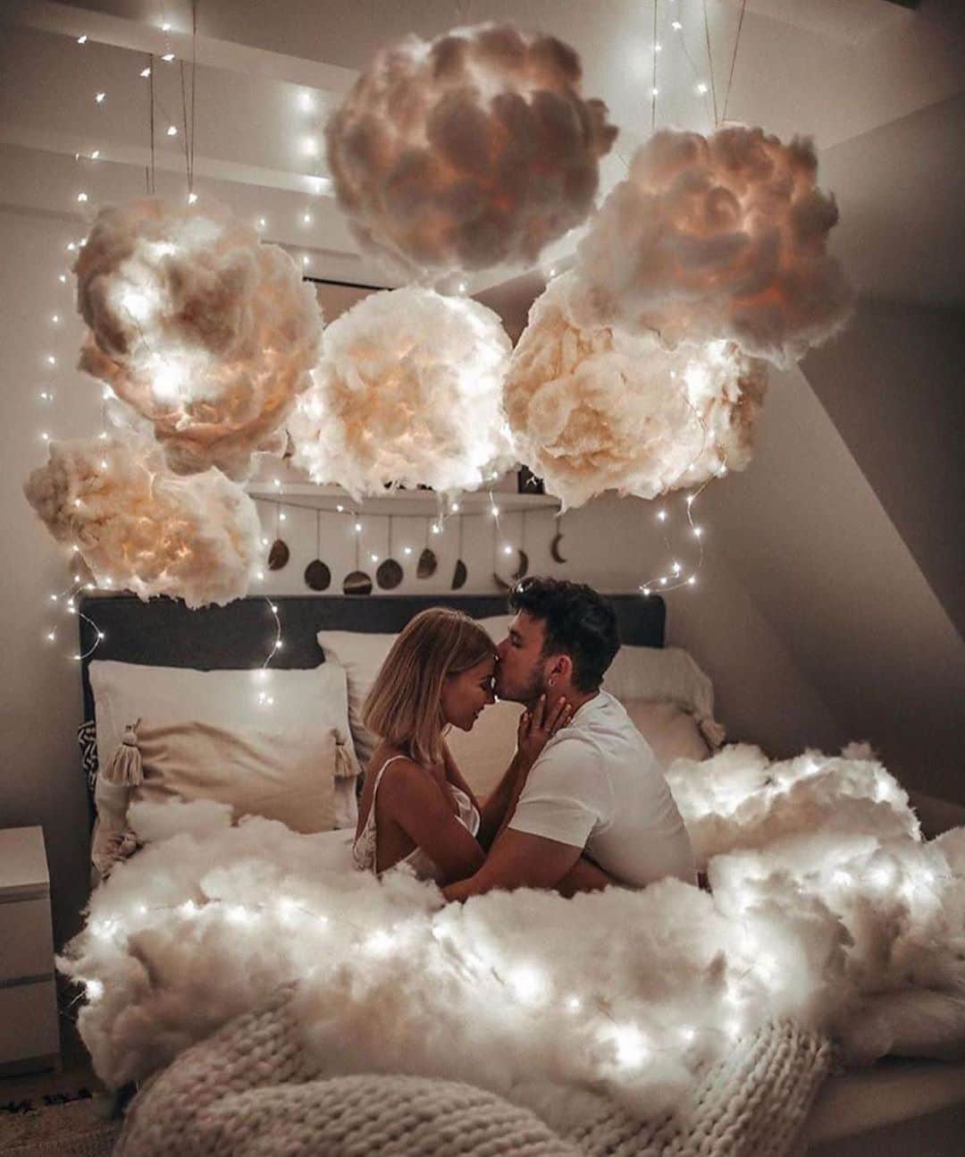 BeStylishのインスタグラム：「Cozy Nights ✨🥺😍 @bestylish _ By @anajohnson  #london #newyear . . . . #cute #love #goals #stylish #perfect #amazing #inspiration #beautiful #fashionpost #fashioninsta #beach #bestoftheday #flowers #streetstyle #photooftheday #fashionblog #girl #babies #baby #style #gorgeous #fashionable #balcony #fashion #dress #babe #couplegoals #bestylish」