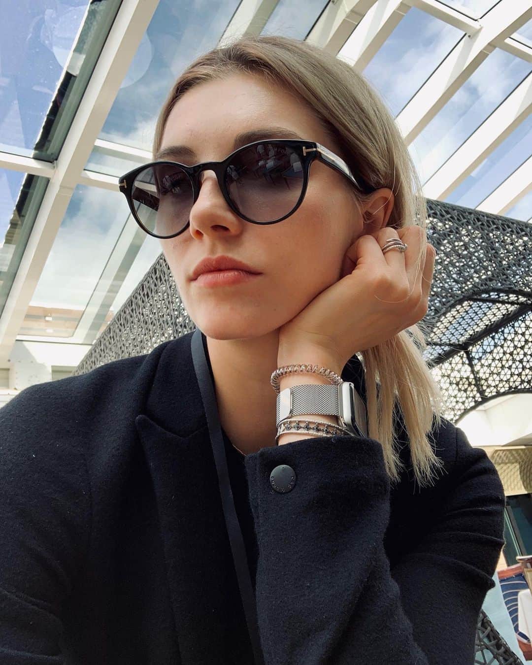 ジャーダン・ミラーのインスタグラム：「🖤 Monday business」