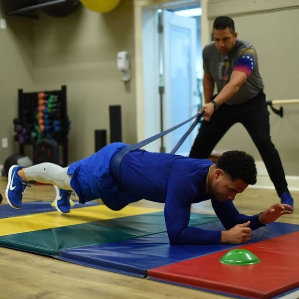 シカゴ・カブスさんのインスタグラム写真 - (シカゴ・カブスInstagram)「Beast mode. 💪」1月21日 7時52分 - cubs