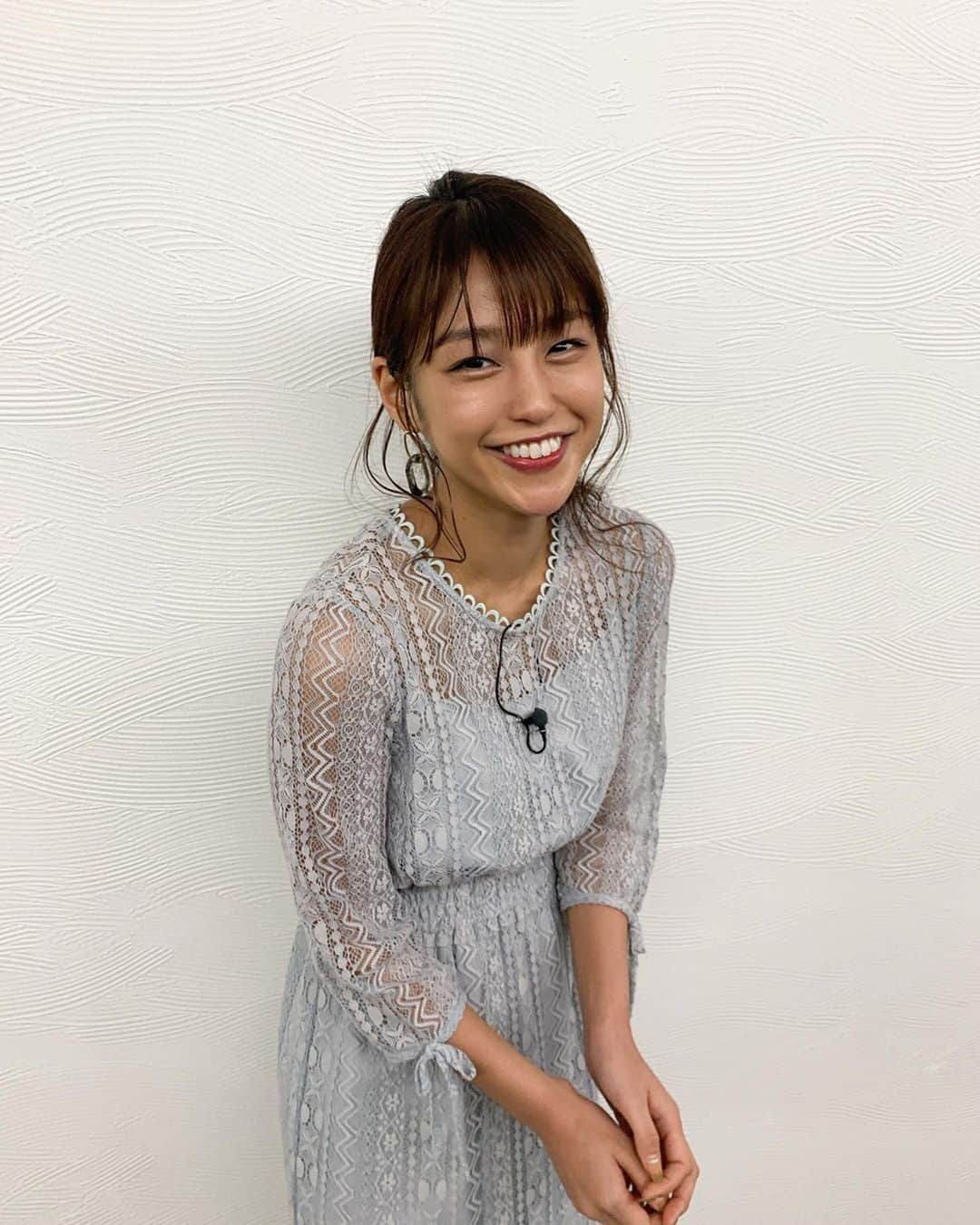 岡副麻希さんのインスタグラム写真 - (岡副麻希Instagram)「🍓﻿ #Qさま#戦国武将 sp﻿ ありがとうございました☺️⚔️﻿ ﻿ 同じチームの﻿ #カズレーザー さん﻿ #quizknock#こうちゃん さん﻿ #snowman#阿部亮平 さん﻿ 今日デビュー！おめでとうございます！﻿ #弘中綾香 アナ﻿ #岩永徹也  さん﻿ のおかげで、チーム戦楽しかったです！﻿ リベンジしたいです🔥🥺﻿ ﻿ いくつか質問いただいていた歴史の勉強方法…﻿ 少しでも参考になると幸いです😂🌎﻿ ﻿ 私の場合は、年号や戦い、人物を﻿ 勝手にストーリーを作って頭の中で浮かぶように﻿ 覚えたり（説明下手すぎてごめんなさい！）﻿ 気になった人物、戦いの歴史小説を読みました🤔﻿ その部分が模試に出ると、満点近くとれたり、﻿ 当時、効果はテキメンでした🤤☀️☀️☀️﻿ ﻿ ただ、私の場合偏りすぎたため、﻿ やっぱり満遍なく触れるのをオススメします😂﻿ ﻿ 受験生の皆さん、応援しています！！！🌸 ﻿ ﻿ 衣装#willsellection」1月21日 8時05分 - maki_okazoe_official