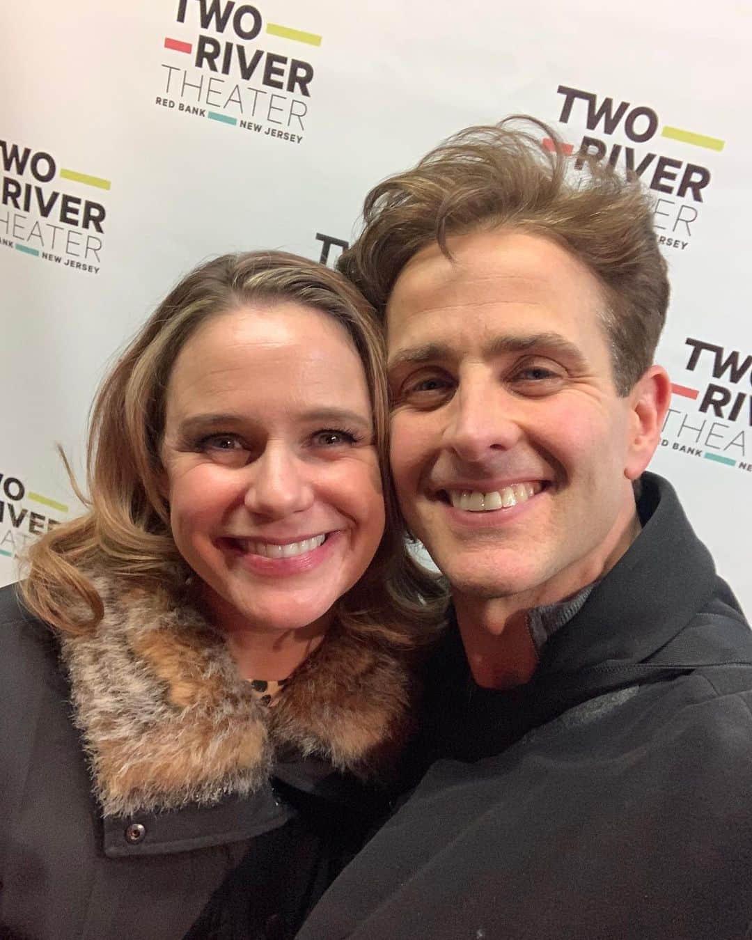 アンドリア・バーバーのインスタグラム：「“If music be the food of love, play on...” 🎭 What a special night watching @joeymcintyre play Duke Orsino in Shakespeare’s Twelfth Night. Bravo!」