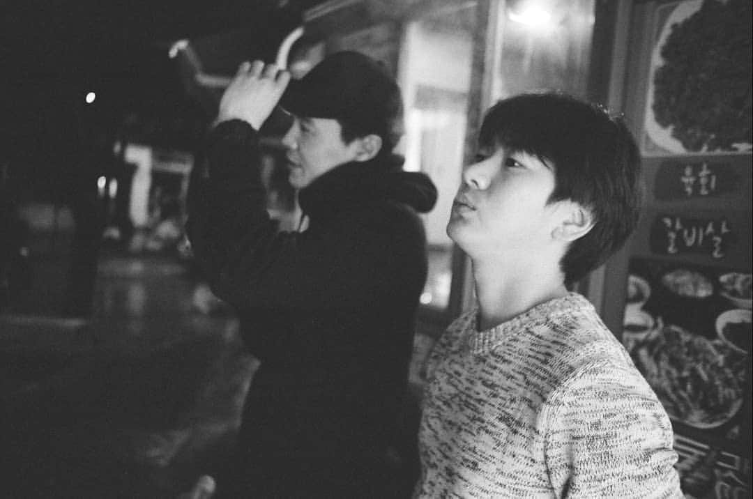 イ・ジュスンのインスタグラム：「해성이가 필름카메라로 찍어준 사진 #킬롤로지 #은해성 #이율」