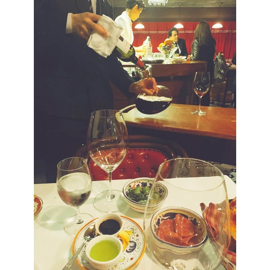 松岡李那さんのインスタグラム写真 - (松岡李那Instagram)「Carbone night ❤️ #favoriteplace #favrestaurant #carbone #italianfood #myfav」1月21日 18時54分 - linahxoxo