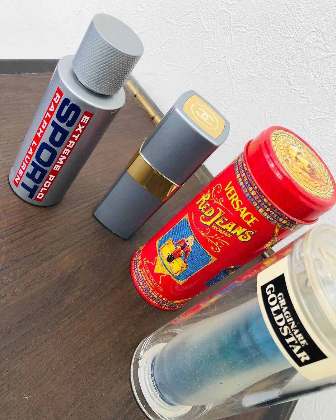 ブランド EXのインスタグラム：「香水　使いかけ　おまとめ お買取致しました！ .  #杉並区 #高価買取 #高井戸 #浜田山 #井の頭線 #ブランドEX #営業 #女性スタッフ在籍 #お気軽にどうぞ😊 #断捨離 #片付け #整理して出てきた商品 #拝見させて下さい！ #出張買取も致します #生前整理 #貴金属 #切手 #金券 #金買取 #ダイヤ高価買取」