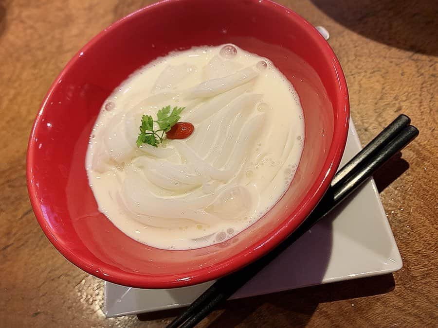 佐井祐里奈のグルメインスタ