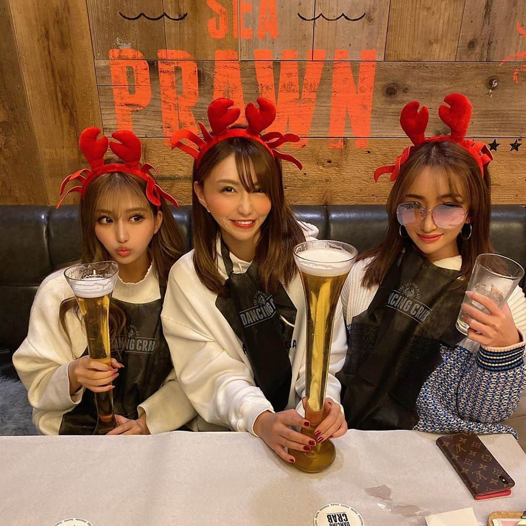 れみのインスタグラム：「尊敬しているプリティーな、お2人と新年会❤️ . めっちゃ色んな事沢山話せたし楽しかったぁ✨✨ また今週グルメ会🤣笑 #Lalah#目の保養」