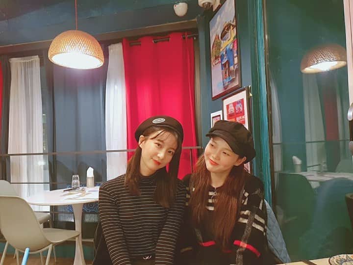 OH MY GIRLさんのインスタグラム写真 - (OH MY GIRLInstagram)「🍞 어제 저녁데이트💜 #쩡이 #비니」1月21日 11時32分 - wm_ohmygirl