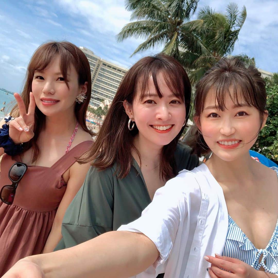 津田麻莉奈さんのインスタグラム写真 - (津田麻莉奈Instagram)「自撮り棒で撮った😂🌴💕 ⁑ #trip #triptohawaii #hawaii #waikiki  #allhawaiijp  #girlstrip #vacation  #ハワイ #ワイキキ　 #海#水着　 #ハワイ旅行 #海外旅行　 #まりなる #津田麻莉奈」1月21日 11時40分 - tsudamarinal