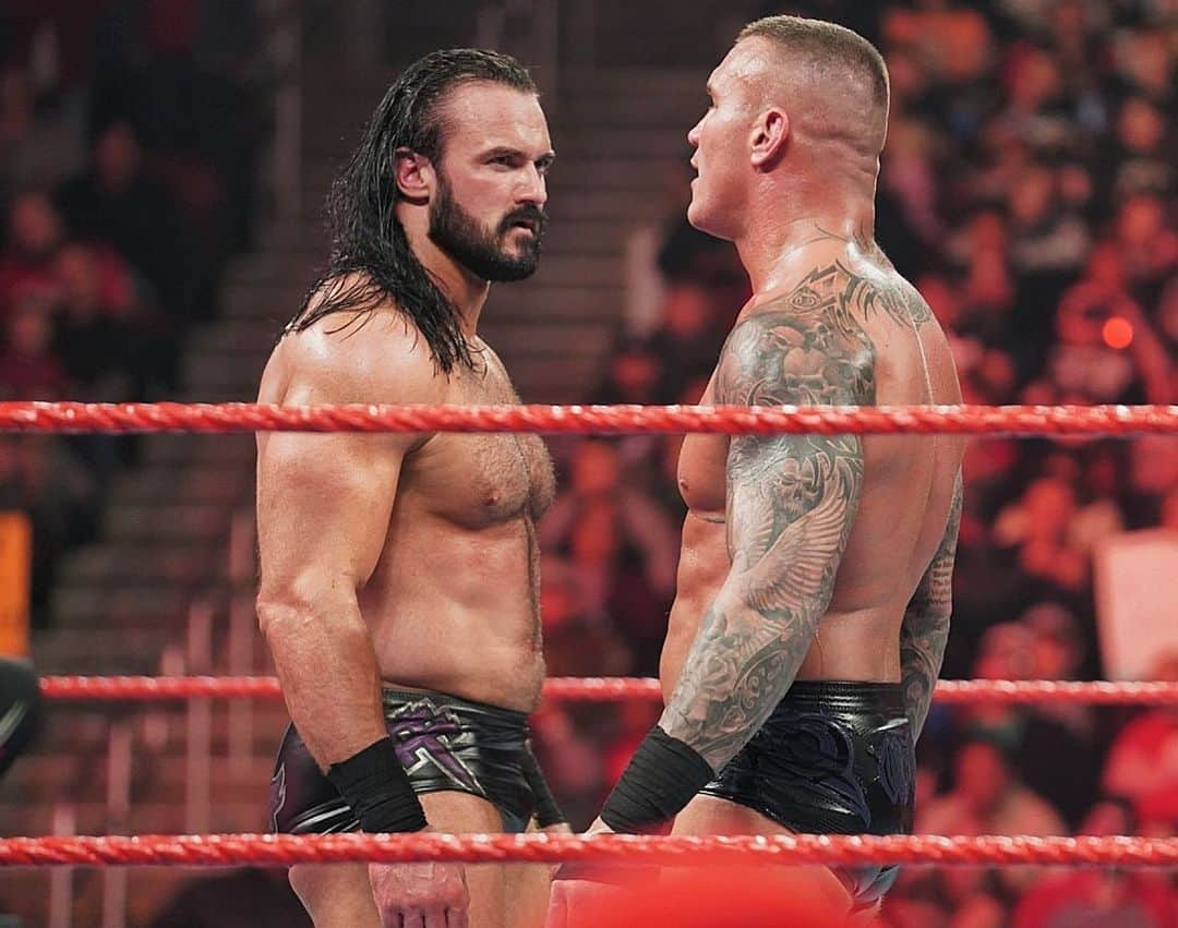 WWEさんのインスタグラム写真 - (WWEInstagram)「@randyorton sends a message to @dmcintyrewwe, that even though #TheOC attacked them tonight...he should always be ready for an #RKO」1月21日 11時50分 - wwe