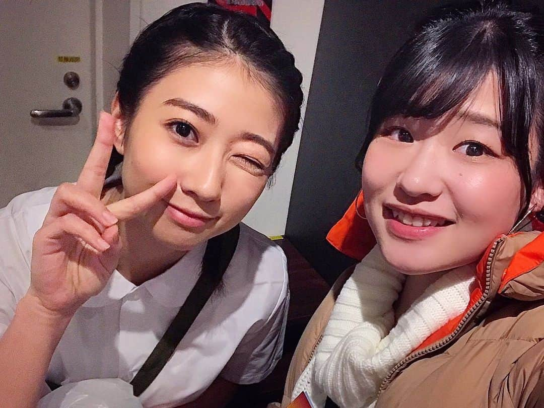 大貫彩香さんのインスタグラム写真 - (大貫彩香Instagram)「観にきて下さりありがとう御座います🥰🥰🥰 . .  舞台『A Day in the Life』 2020.1.15〜19 新宿村LIVE  ありがとう御座いました🌸 皆さんの応援のお陰で無事に幕を下ろしました。 本番期間中に撮った写真を投稿しています！  お芝居、番組、ラジオ、高校時代の親友まで🥺 写真を撮る事が出来た皆さんです！✨ #ロシたまファミリー　 #野性爆弾ロッシー さん #にしむらベイベー さん 親友が旦那さんと観にきてくれました♡ #舞台　#おおばかもの　 #劇団TEAM-ODAC #折見真緒 さん #あゆみくりかまき　 #まき さん(写真撮れなかったね💦みんなごめん😭) #舞台　#キスミーユー #特攻隊　 #小原卓也 さん #渋谷クロスFM #江崎代表　 優しくて、尊敬できる人ばかり。 (思い出を語ると長いのでまたに我慢) #皆様有難うございました ✨」1月21日 12時42分 - sayaka_oonuki