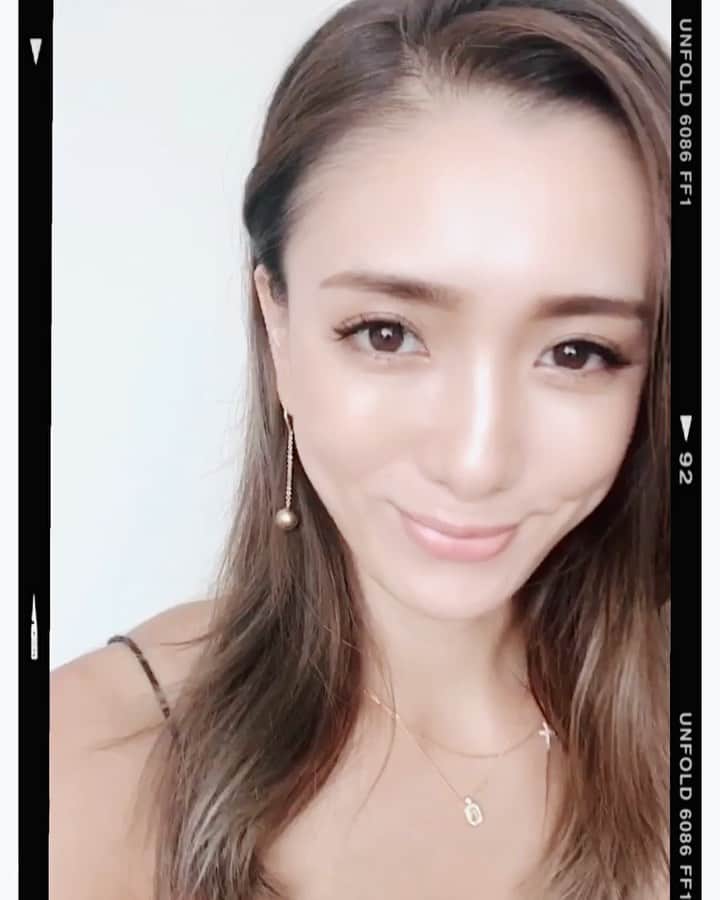 谷口紗耶香のインスタグラム：「make up❣️ ・ 使用商品は ストーリーにも載せたのと、 アカウントのトップのところの >>ハイライトにも載せてます♡ ・ 気になる方は　見てみてね🔥😍 ・ 個別に質問でコメント📝も よかったら🤘🏽 #instamodel#instaootd#ootd#model#japanesemodel#sayakataniguchi#shooting#kawaii#girl#mama#instafashion#japanese#today#cute#拍照#可爱#今天的衣服#谷口紗耶香#时尚#패션#귀엽다#일본인#촬영#親バカ部#ママリ#makeup#makeupmovie」