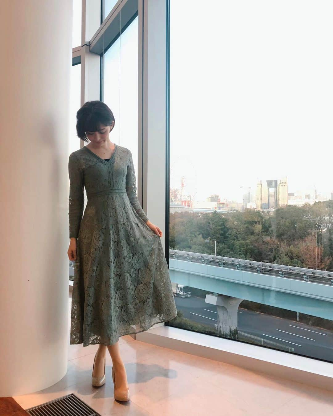 宮司愛海さんのインスタグラム写真 - (宮司愛海Instagram)「今夜8時からは#潜在能力テスト ☺︎ 今回はインテリ美女vs叩き上げチームです！ ぜひご覧ください☺︎ . ゲストの皆さま✨👇 井上裕介（NON STYLE）さん 岡田圭右（ますだおかだ）さん カミナリ のおふたり 草野満代 さん 呉城久美 さん 高橋真麻 さん 武井壮 さん 田中樹（SixTONES／ジャニーズJr.）さん 西村和彦 さん 福井セリナ さん 松本有紗 さん 眞鍋かをり さん 三浦奈保子 さん . #衣装 #ootd #アナウンサー #ピアス #潜在能力テスト #フジテレビ」1月21日 13時30分 - manami_miyaji