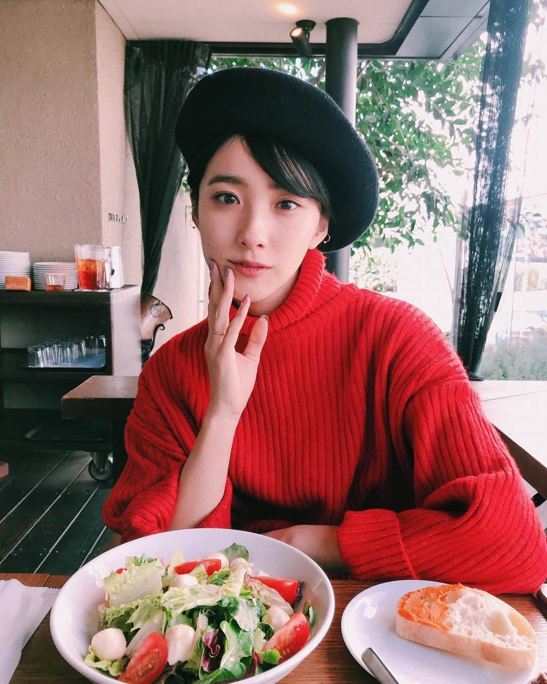 のインスタグラム：「@kurumi_nakata ちゃんとランチ🥗 ひさびさに会えたクルミちゃんと怒涛のトーク。楽しかった～☺️✨」