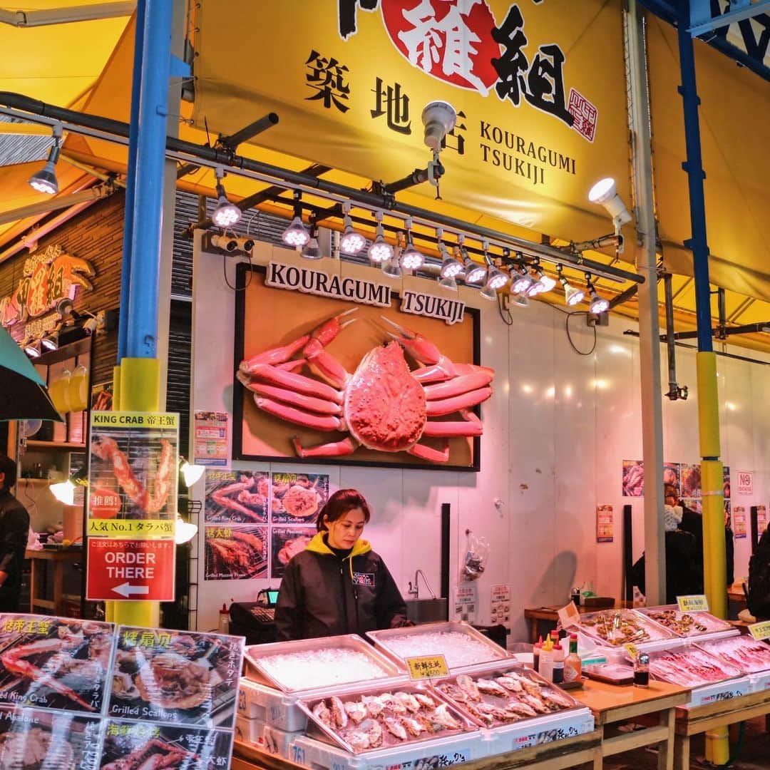 km観光タクシーさんのインスタグラム写真 - (km観光タクシーInstagram)「Tsukiji fish market #tokyodrive #tokyotrip #tokyotour #tokyosightseeing #tokyolife #tokyonow #tokyotravel #thingstodointokyo #mytokyois #thingstodoinjapan  #tokyotourism #観光タクシー #kmタクシー  #東京観光タクシー #kmtaxi #tokyotokyo #20cheersfortokyo」1月21日 14時11分 - tokyodrive.jp