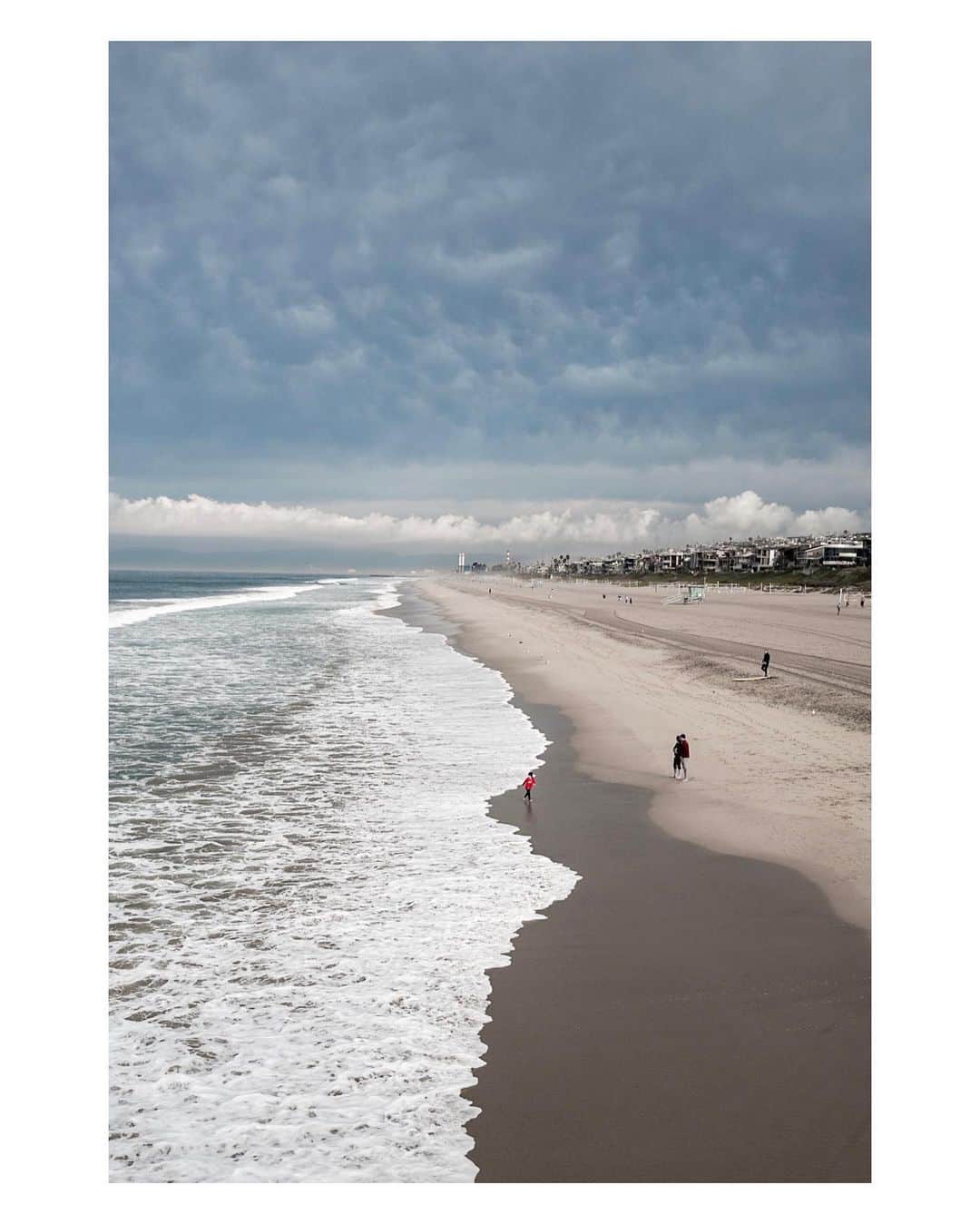 Pete Halvorsenのインスタグラム：「Morning Layers.  Leica Q」