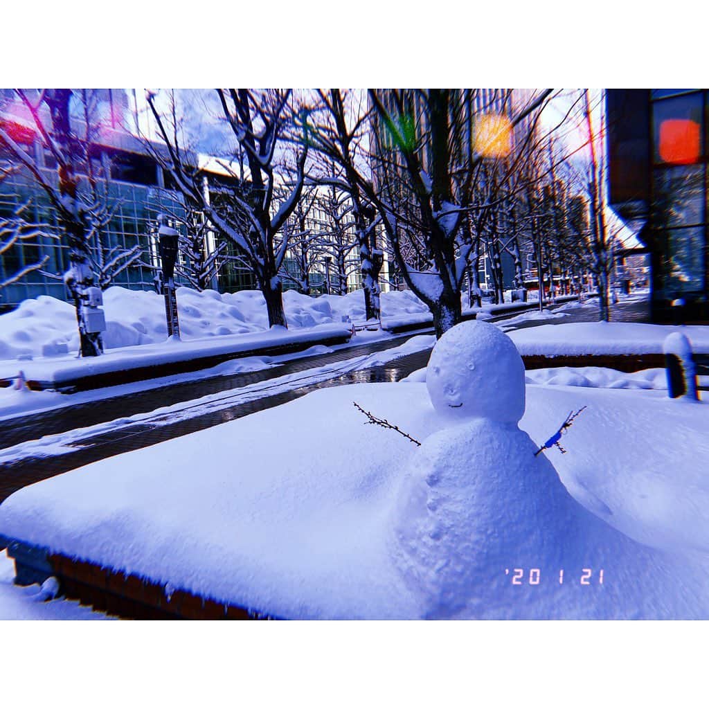 のインスタグラム：「finally ..... #☃️」