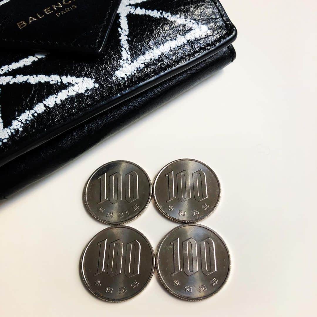 吉田千晃さんのインスタグラム写真 - (吉田千晃Instagram)「❤︎#newcoins ❤︎ #お財布開けたら  #出てきたのは  #令和元年と #平成31年硬貨  #ちょっぴりテンション上がった  #誰かに言いたかったけど  #言うほどの事でもない  #以上 #独り言でした」1月21日 16時23分 - chiakiyoshida_