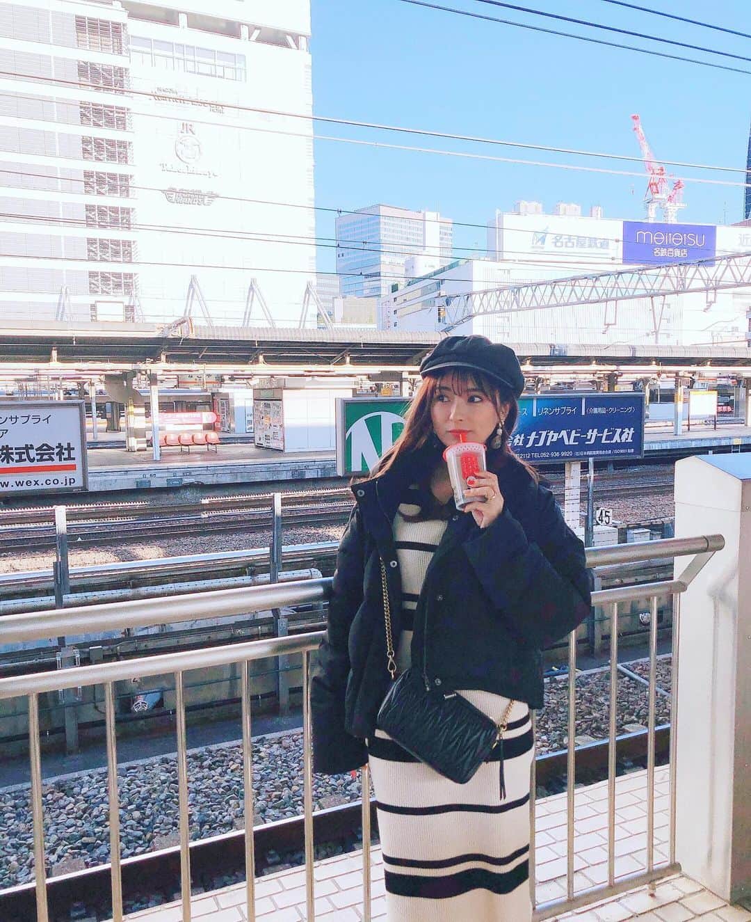 ぽこのインスタグラム：「帰る🚄 ✨  #名古屋駅」