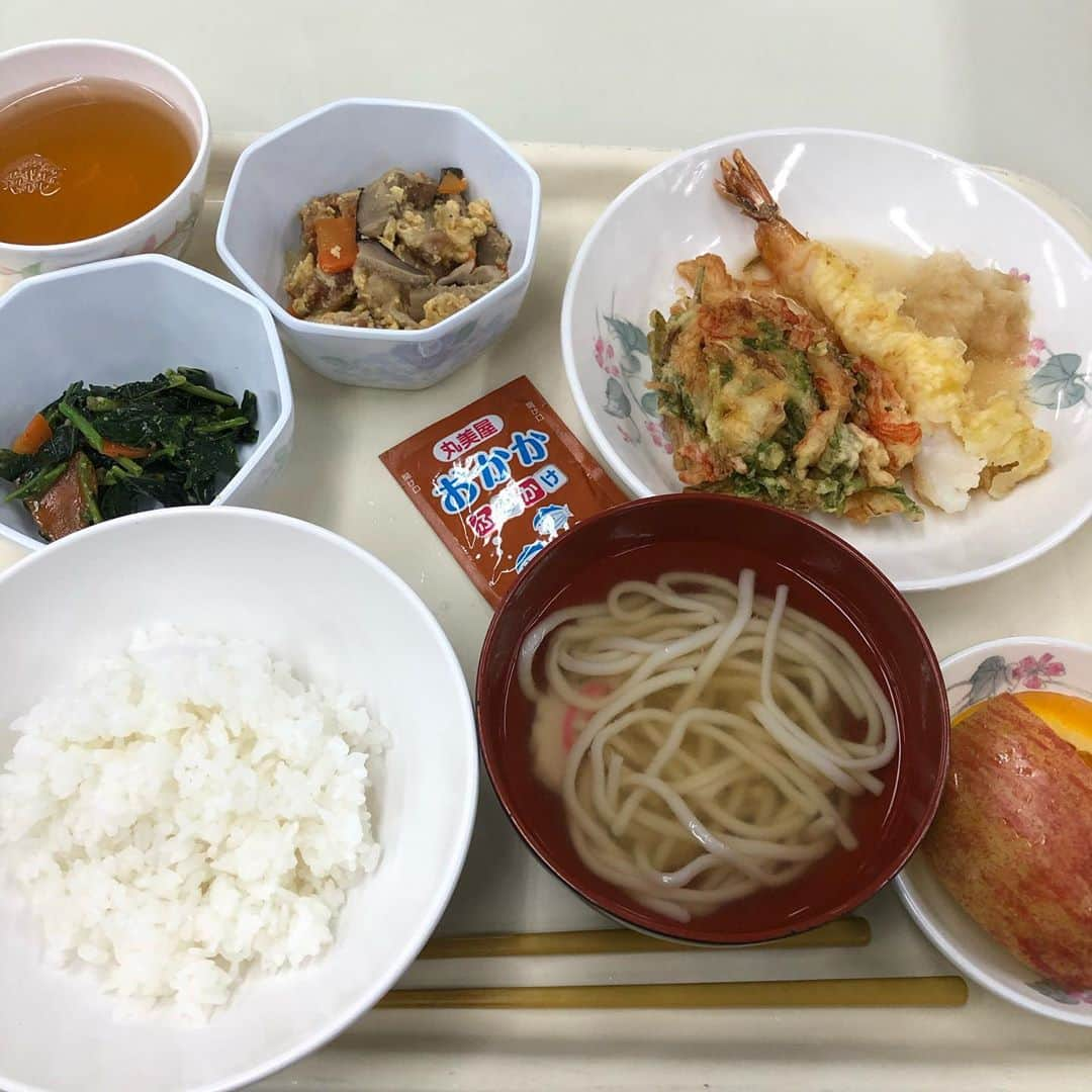 亘健太郎さんのインスタグラム写真 - (亘健太郎Instagram)「予備自衛官訓練‼︎隊員食堂の皆さん、いつも美味しい食事をありがとうございます‼︎﻿ ﻿ #予備自衛官 ﻿ #予備自衛官補 ﻿ #即応予備自衛官 ﻿ #募集 ﻿ #防衛省 ﻿ #自衛隊 ﻿ #フルーツポンチ亘 ﻿ ﻿ http://www.mod.go.jp/gsdf/reserve/ ﻿ ﻿ https://www.facebook.com/jgsdf.reserve/ ﻿ ﻿ https://twitter.com/jgsdf_reserve ﻿」1月21日 17時07分 - watarikentaro